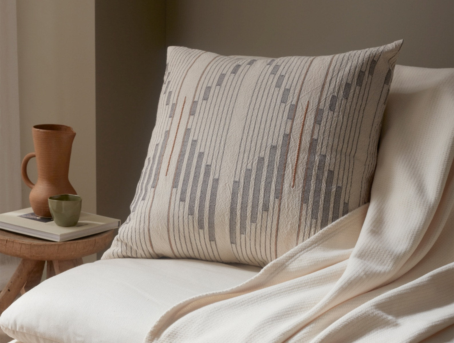 Morelia Organic Pillow Cover + Pillow Insert Set