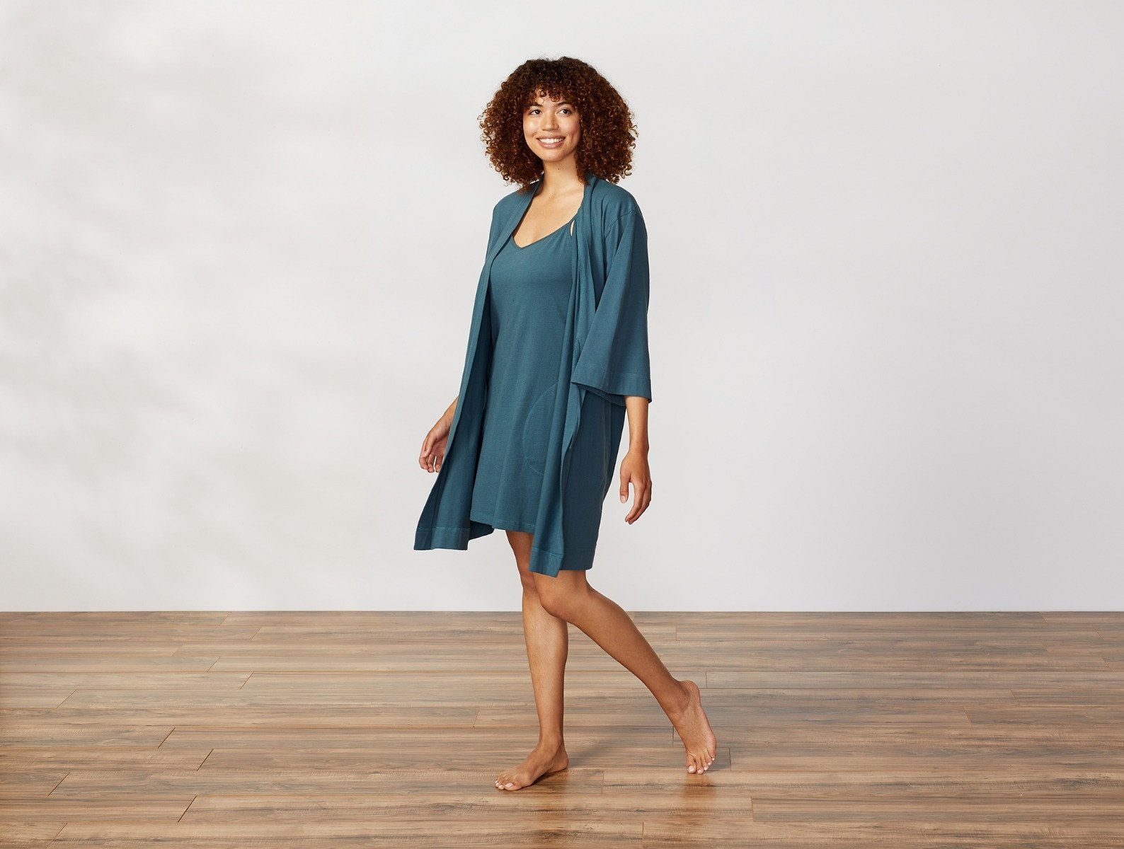Women's Solstice Organic Short Robe - Renewed