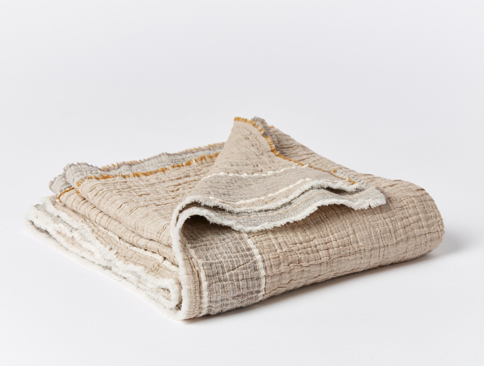 Topanga Organic Matelasse Throw 