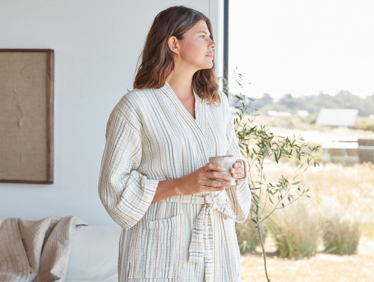 Women's Matelassé Organic Robe - Renewed