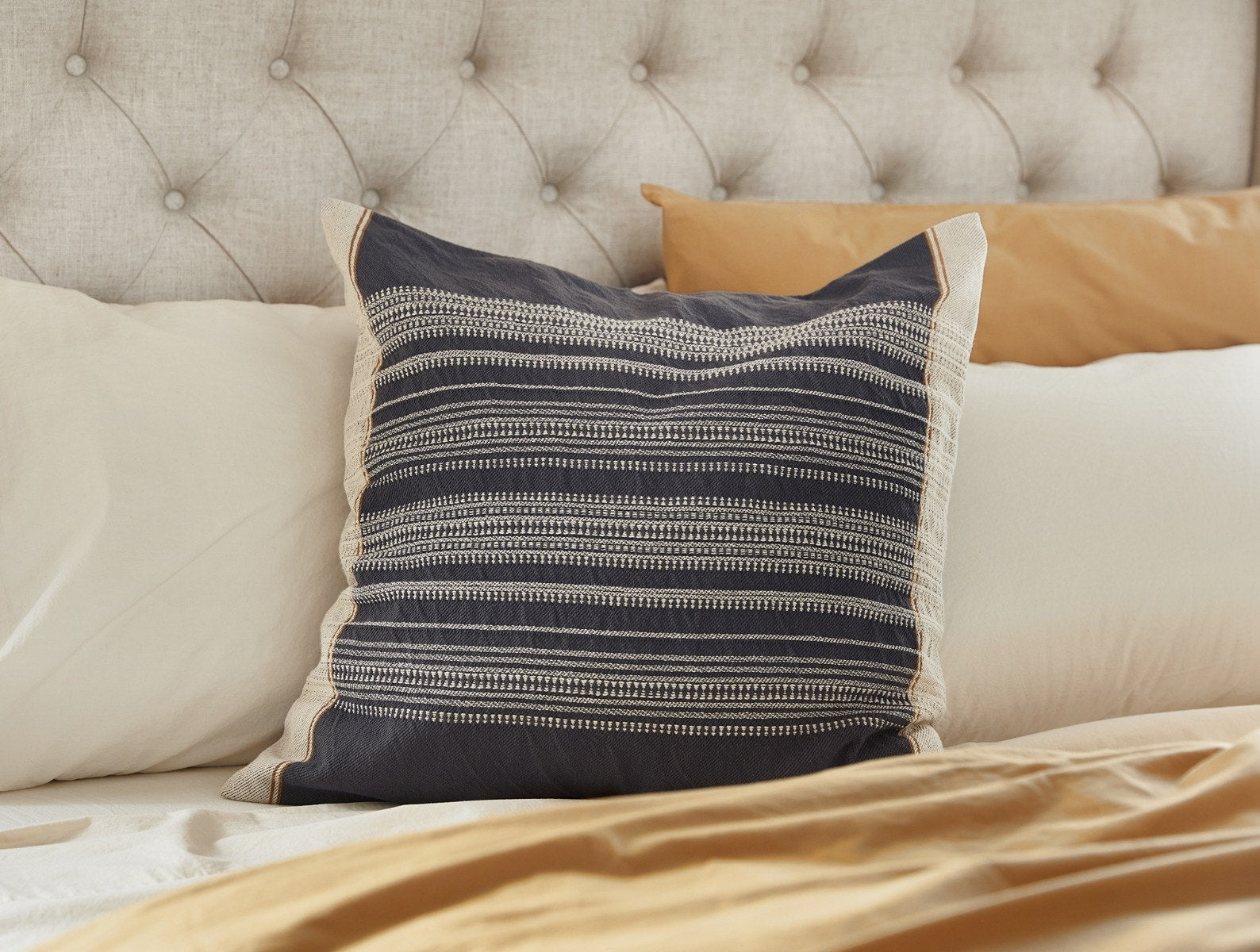 Inyo Organic Dobby Pillow Cover - Renewed