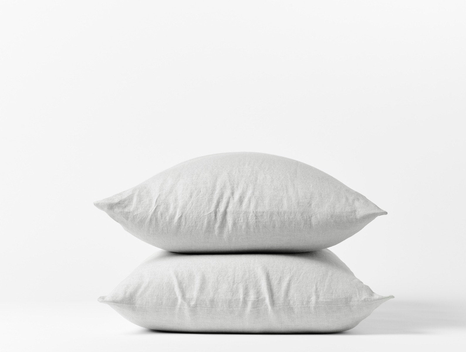 Organic Relaxed Linen Pillowcases – Coyuchi