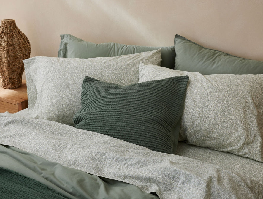 Organic Print Percale Swatch | Sage Vines